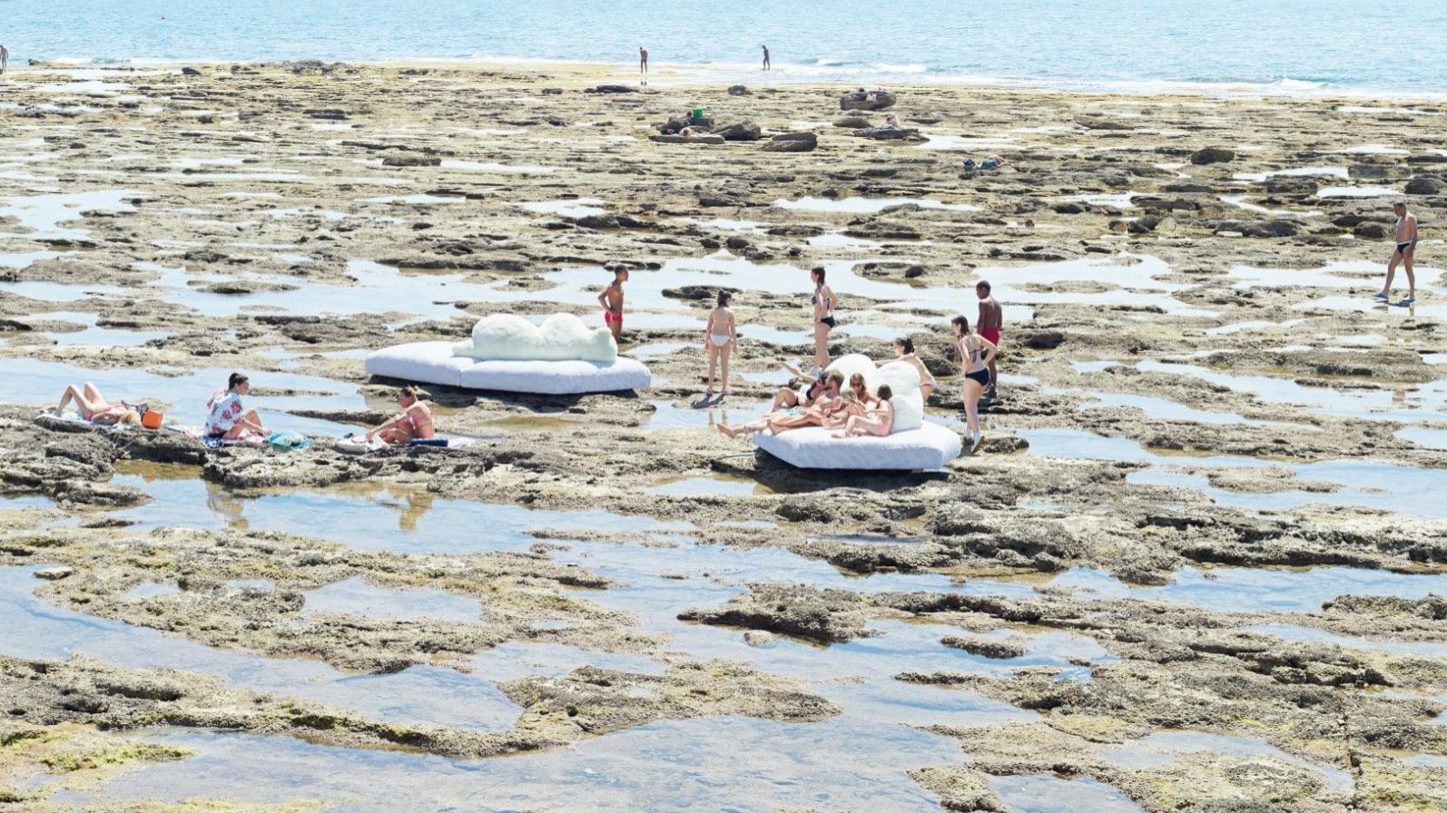  Pack. The sofa photographed by Massimo Vitali on the rocks of Livorno Naval Academy 