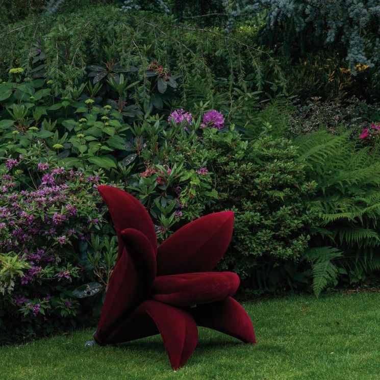  Flowers Collection fiorisce nel giardino de L’Albereta Relais & Châteaux a Erbusco, in Franciacorta. 