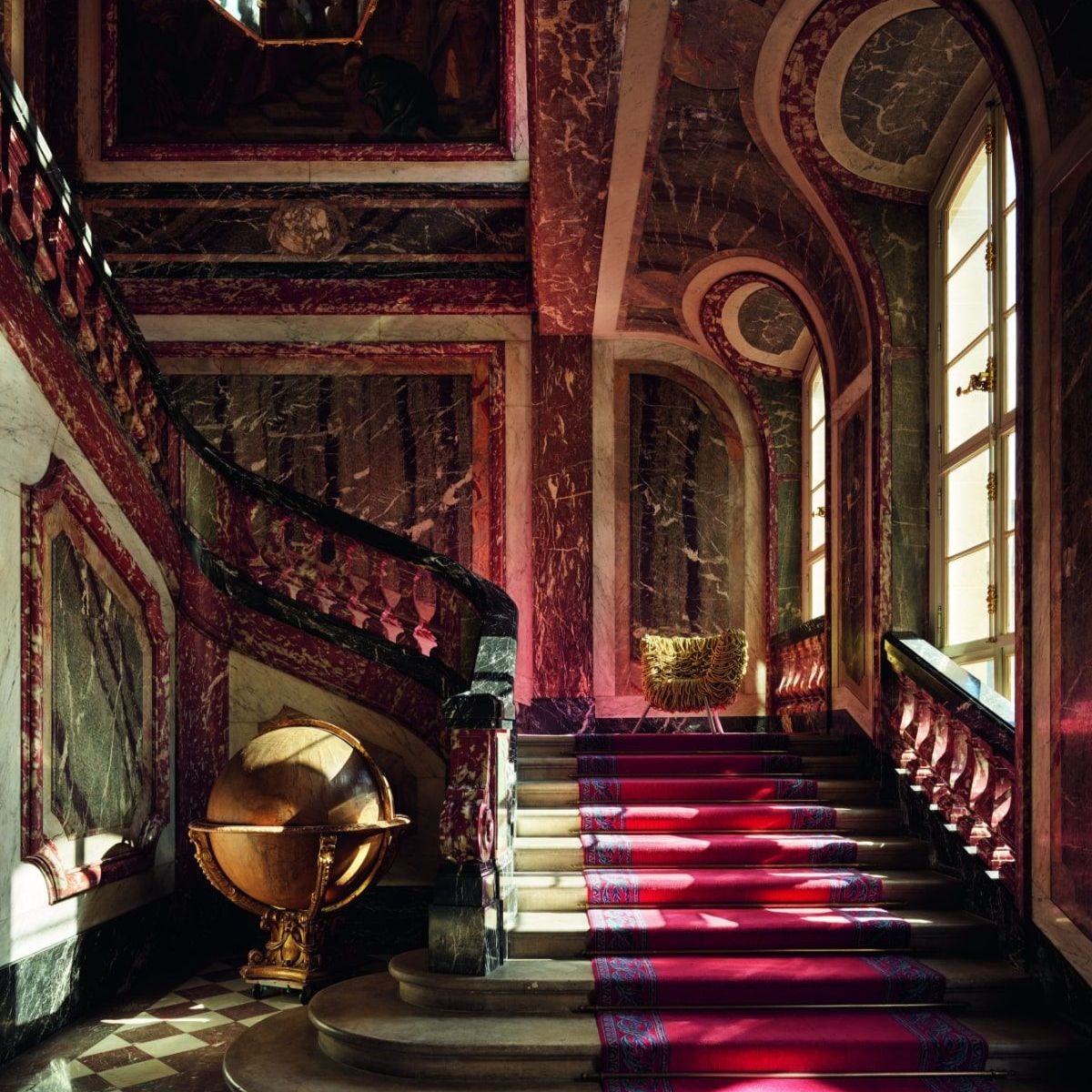  Vermelha. The gold chair on the extraordinary Grand Staircase. 