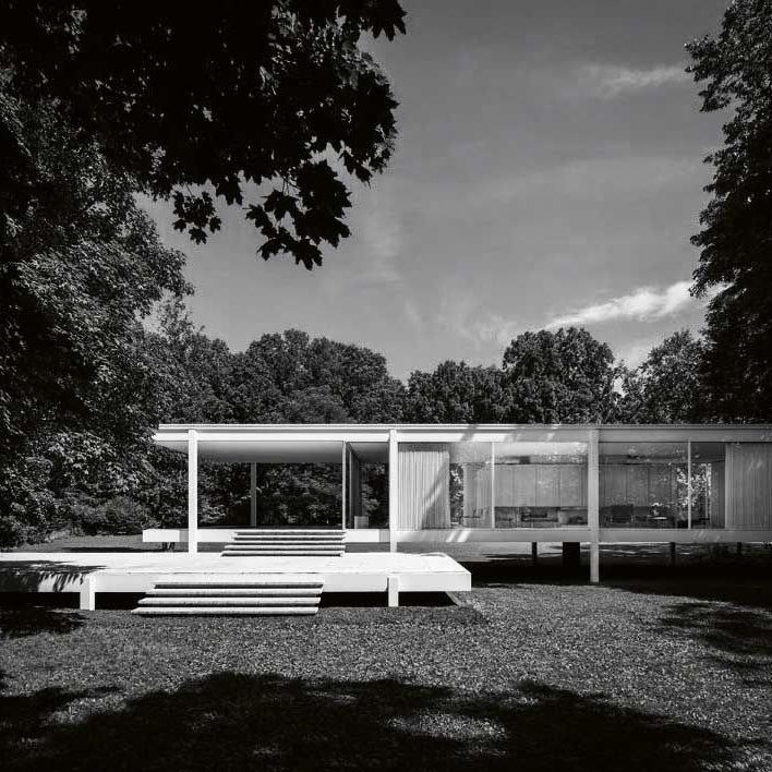 House Farnsworth. Le projet de Ludwig Mies van der Rohe construit entre 1945 et 1951 à Plano dans l'Illinois.