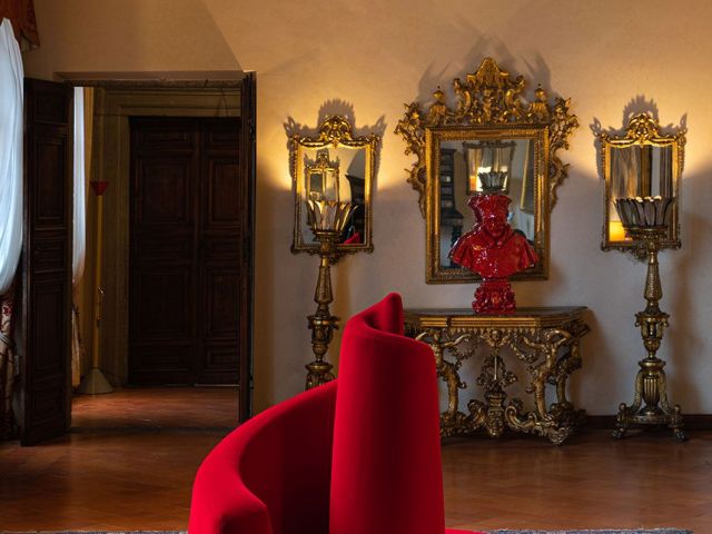 Tatlin photographié dans la loggia du Palazzo Borromeo donnant sur la via Flaminia.