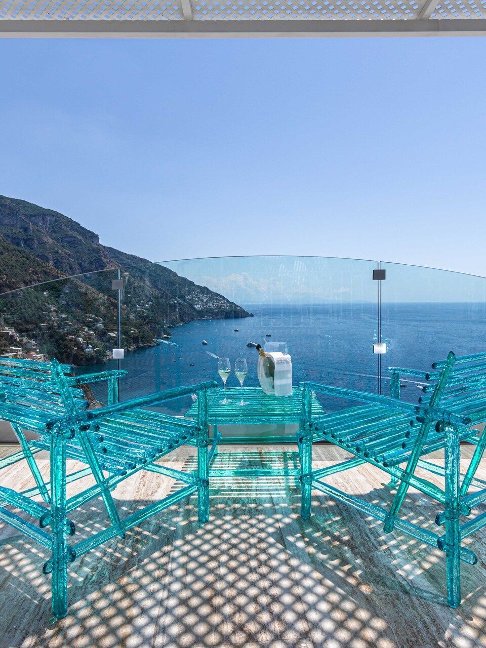   A'mare . The Jacopo Foggini collection on the terrace of the Villafranca hotel in Positano. 